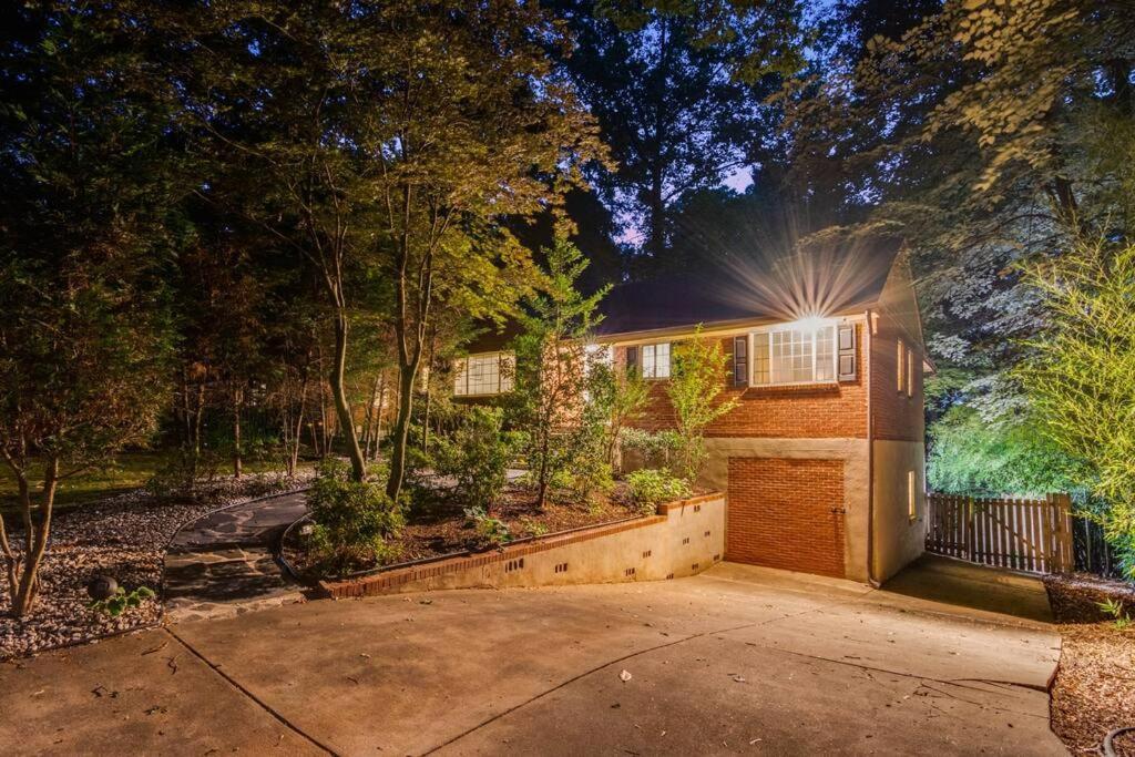 Stunning Atl 5Bdr Home Near Cdc Emory Sleeps 12 Atlanta Exterior foto